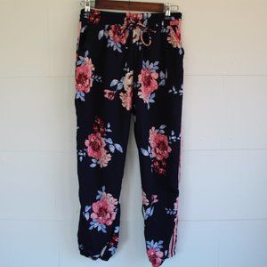 About a Girl Floral Jogger Pants sz M